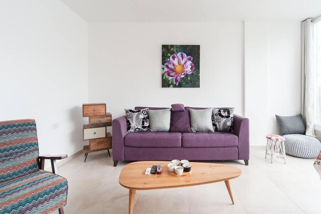 Apartment Grape By Holyguest *